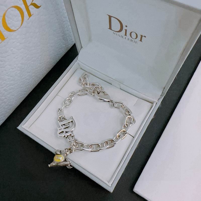 Dior Bracelet 02yxs08